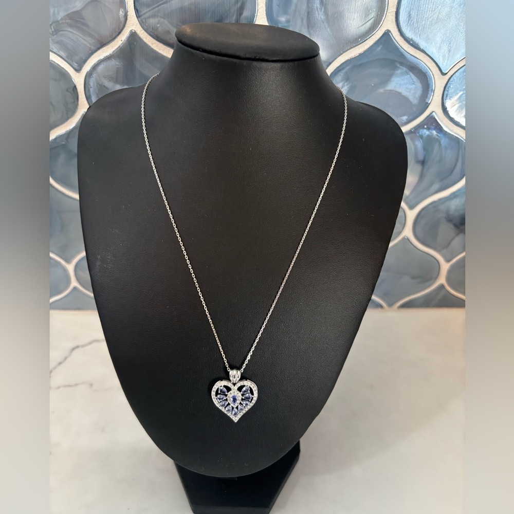 Tanzanite/Diamond Heart 💜 Necklace